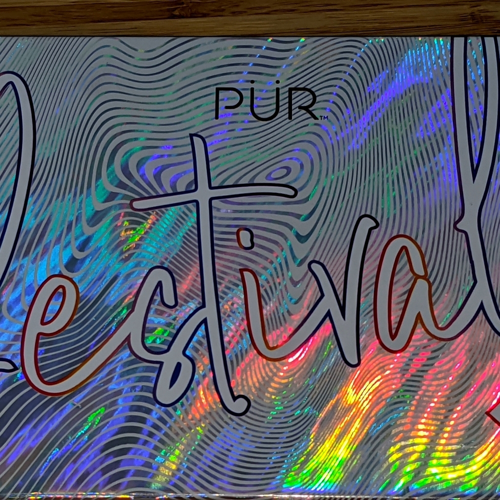 PUR Cosmetics - Festival Eyeshadow Palette